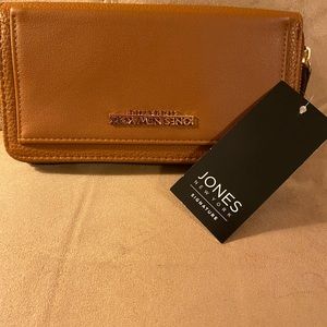 Jones New York Wallet BNWT